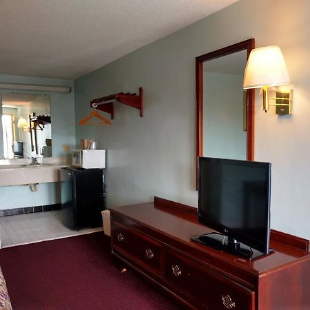 Mount Vernon Inn Sumter Extérieur photo