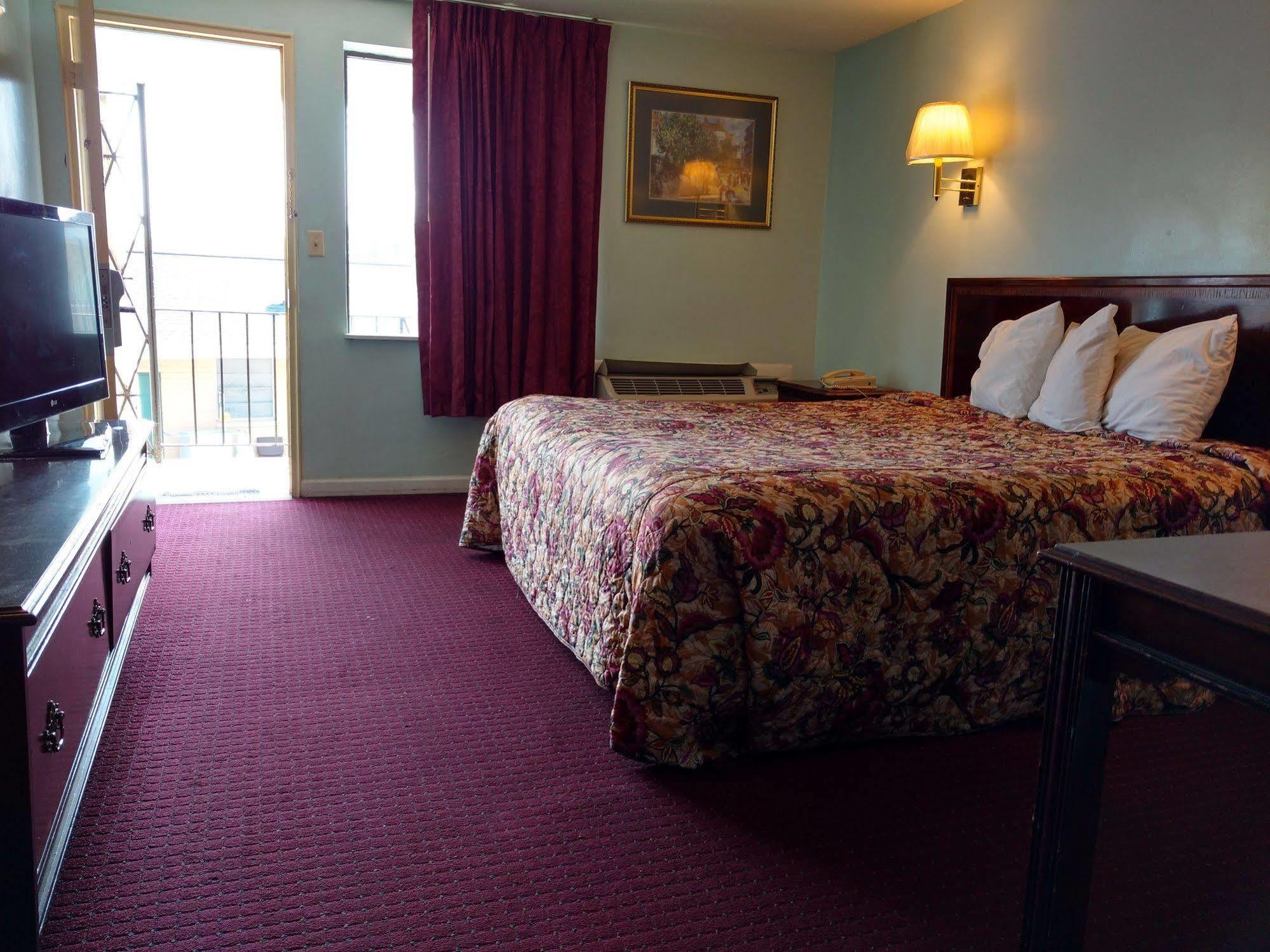 Mount Vernon Inn Sumter Extérieur photo