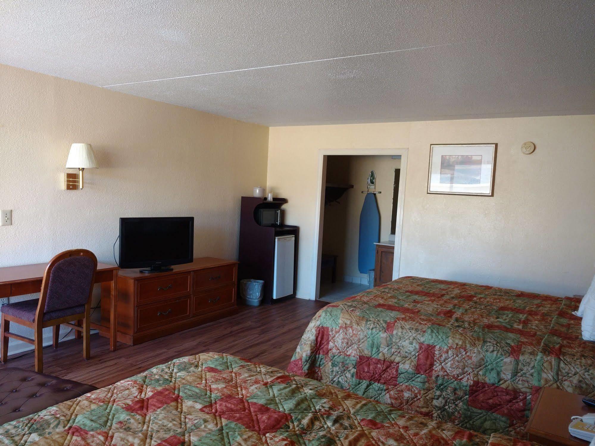 Mount Vernon Inn Sumter Extérieur photo